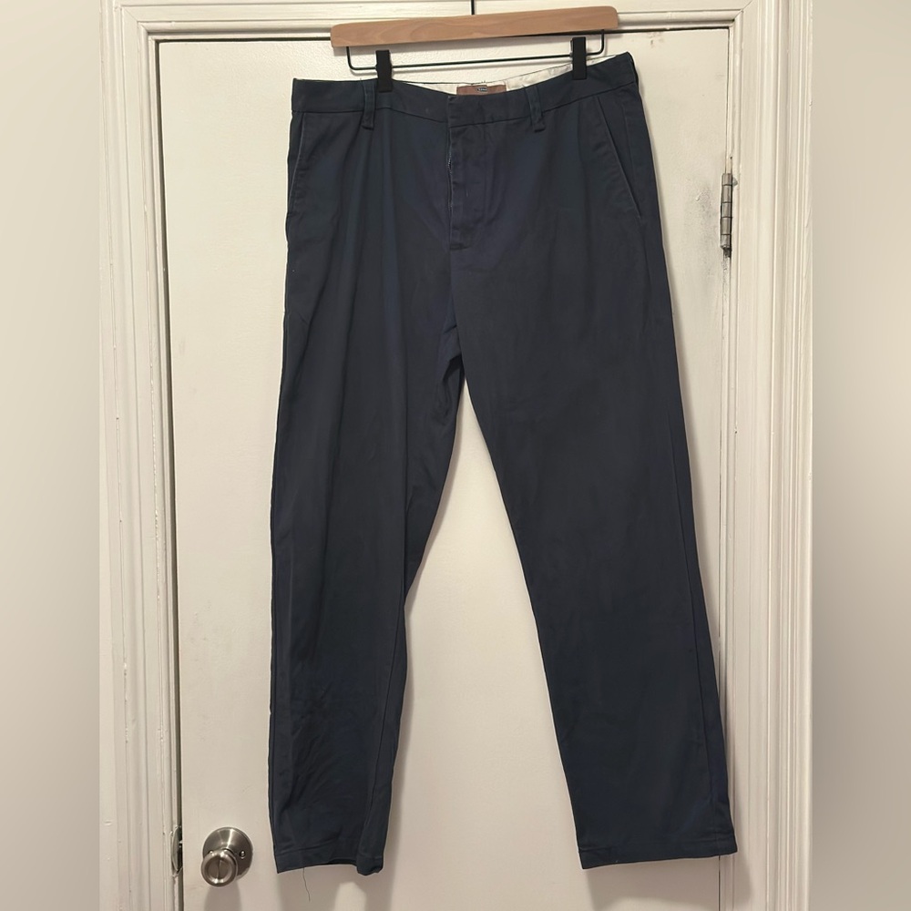 Old Navy Classic khaki’s